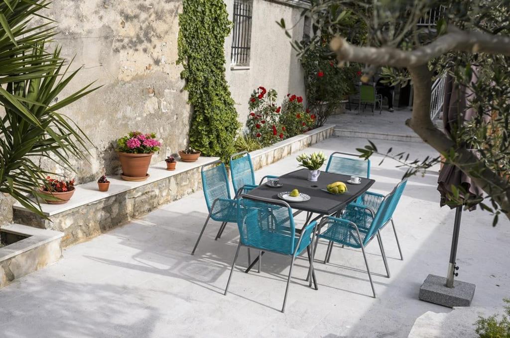 Diocletian Garden Centar Διαμέρισμα Σπλιτ Εξωτερικό φωτογραφία
