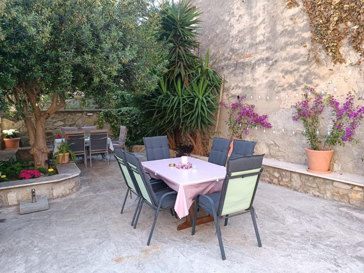 Diocletian Garden Centar Διαμέρισμα Σπλιτ Εξωτερικό φωτογραφία