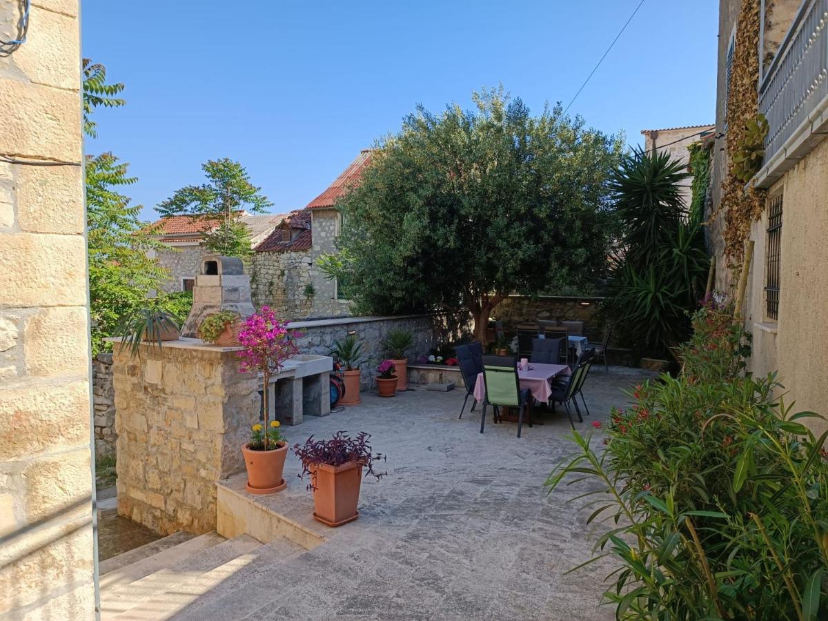 Diocletian Garden Centar Διαμέρισμα Σπλιτ Εξωτερικό φωτογραφία
